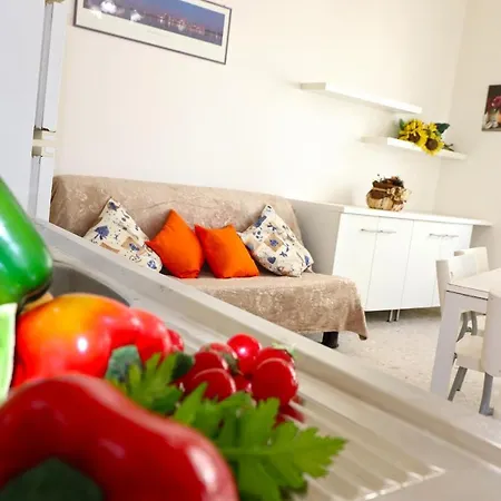 With Wi-fi, Air Conditioning And Courtyard; Pets Allowed * Otranto