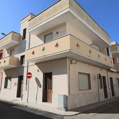 With Wi-fi, Air Conditioning And Courtyard; Pets Allowed Holiday home