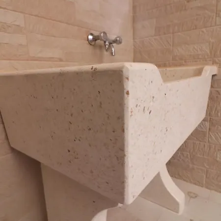 With Wi-fi, Air Conditioning And Courtyard; Pets Allowed * Otranto